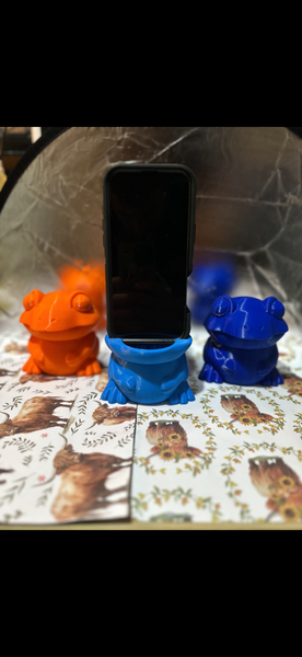 Frog Phone Holder