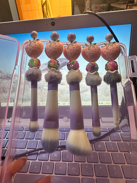Beaded make up brush set